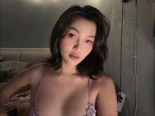 hot strip tease web cam OlaYasami