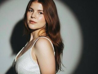 beautiful webcamgirl OliviaaRothwel