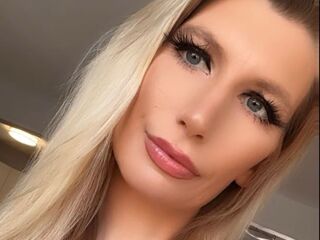 cam girl masturbating with vibrator PaigeRae