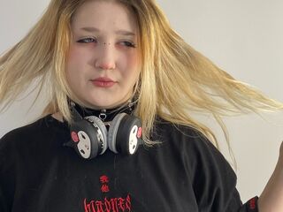 naked webcam girl photo PilarVanhee