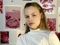 sexy webcam RaeannCeronsky