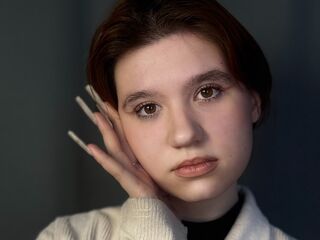 girl fingering bald pussy SantanaJohanek