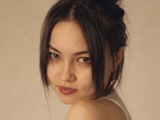 girl nude SeeBugl