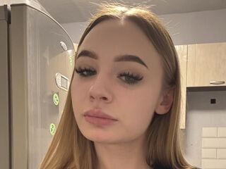 naked webcam girl fingering SofiaKolen