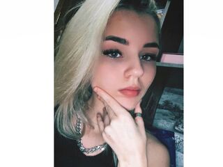 fingering girl SoledadGoodsite