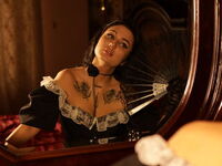 adult webcam chat room VaneVivien