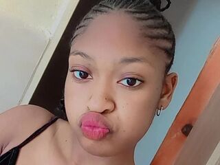 naked camgirl masturbating with vibrator VelvetDarnell