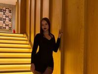 camwhore masturbating with vibrator VeronikaTirri